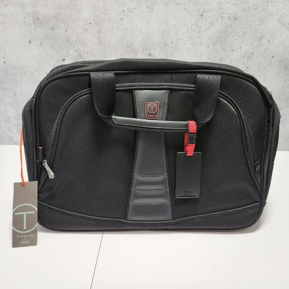 NWT Tumi Tech Walker Boarding Tote W/ Strap $195 - Picture 2 of 16